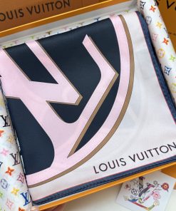 LOUIS VUITTON scarf