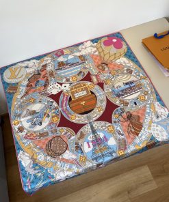 LOUIS VUITTON scarf