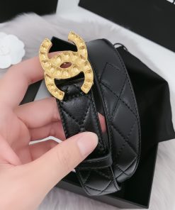 CHANEL belt