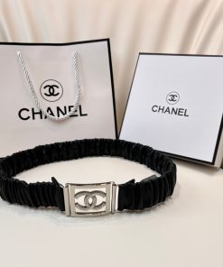 CHANEL belt