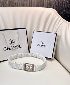 CHANEL belt