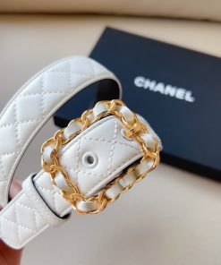 CHANEL belt
